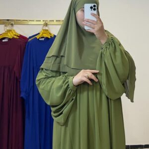 Zahra vert militaire