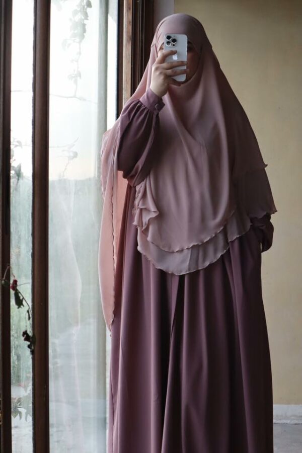 Abaya femme une pièce Dorra caramel glacé
