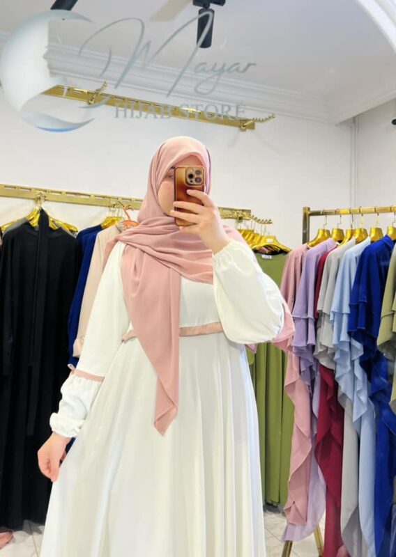 Abaya femme une pièce "ZINA" Blanc sale longue abaya femme robe moderne Tunisie
